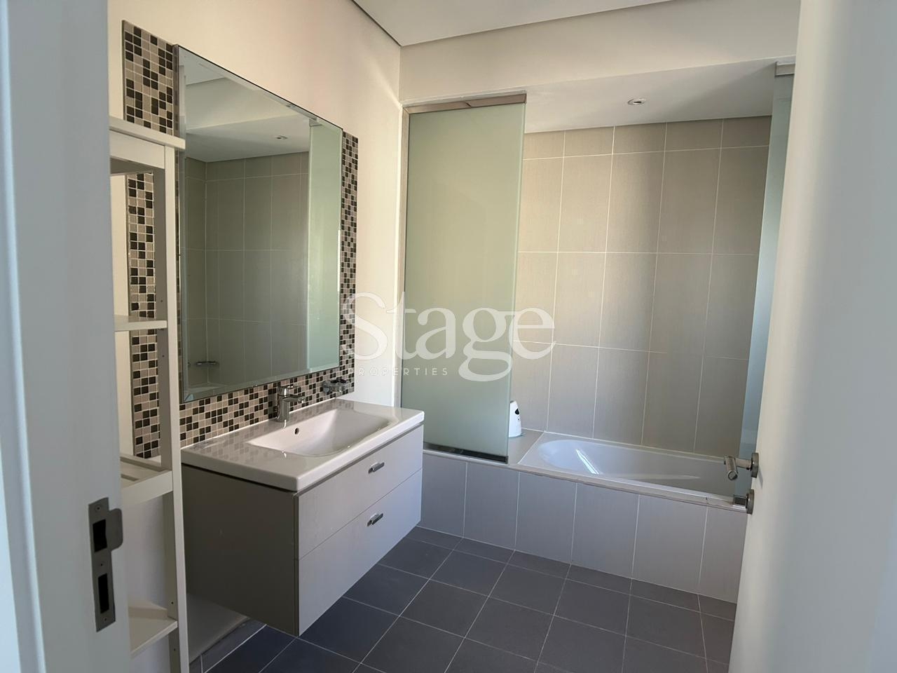 3 bedrooms Villas for Sale in DAMAC Hills, Dubai stage-11414133