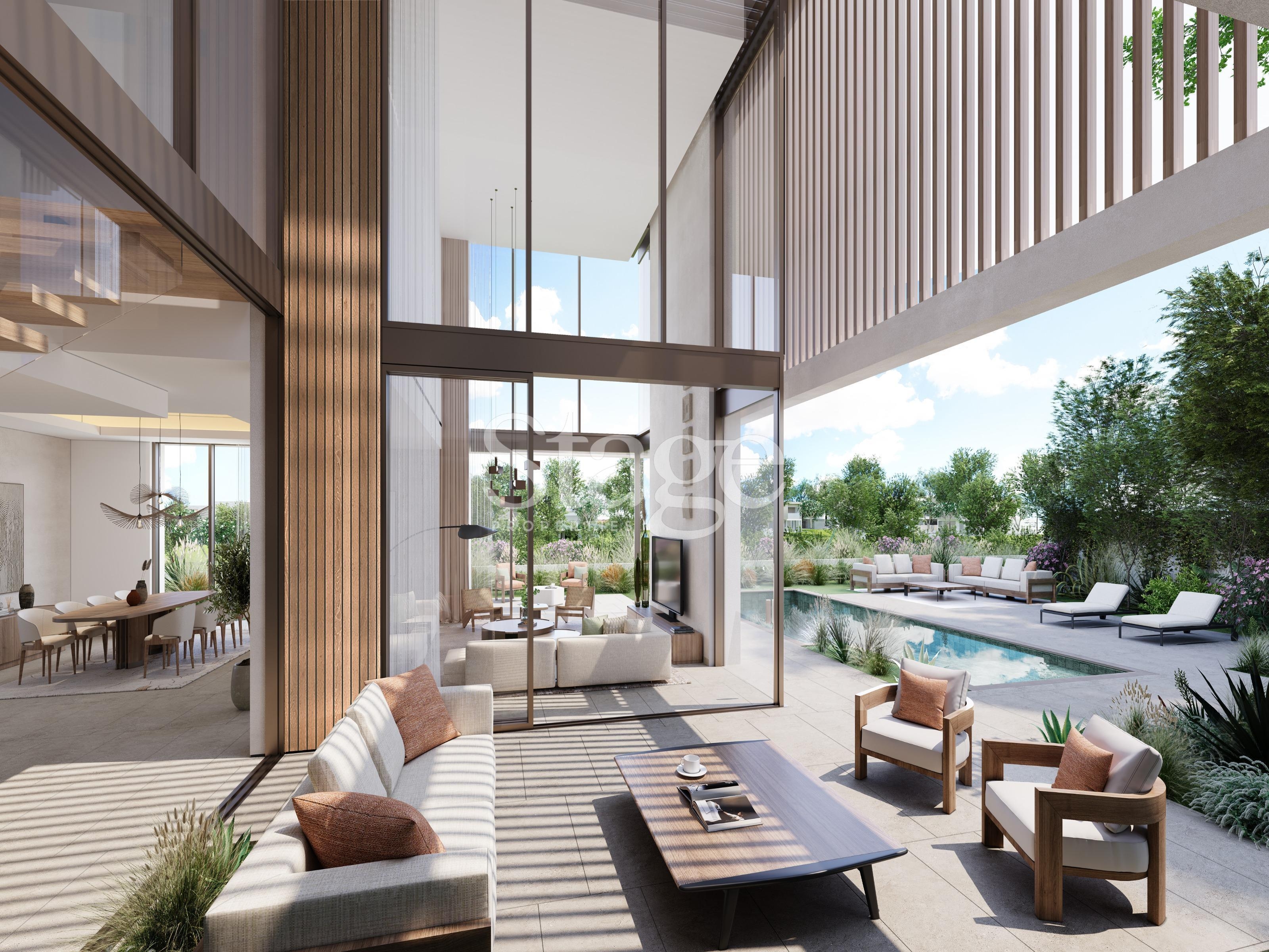 Luxurious 5 bedroom villa for sale in Dubai Land