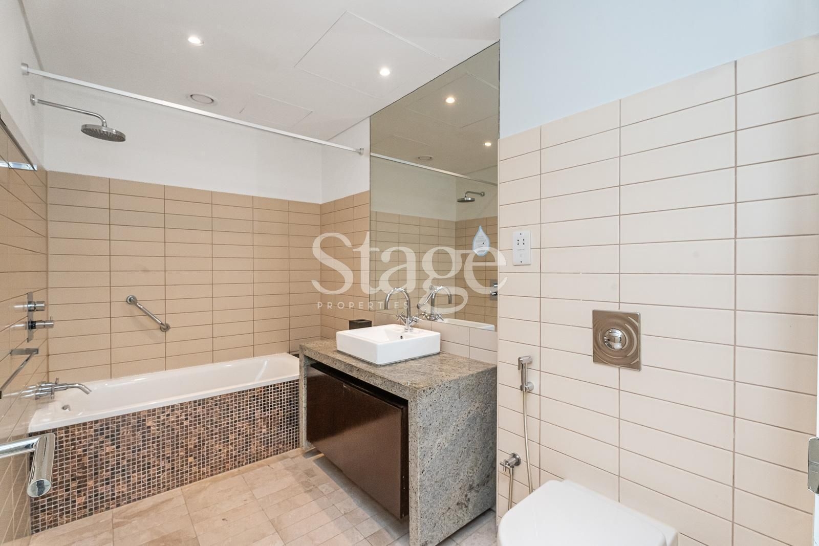 3 bedrooms apartment for Rent in Sheikh Zayed Road, Dubai stage-11120282