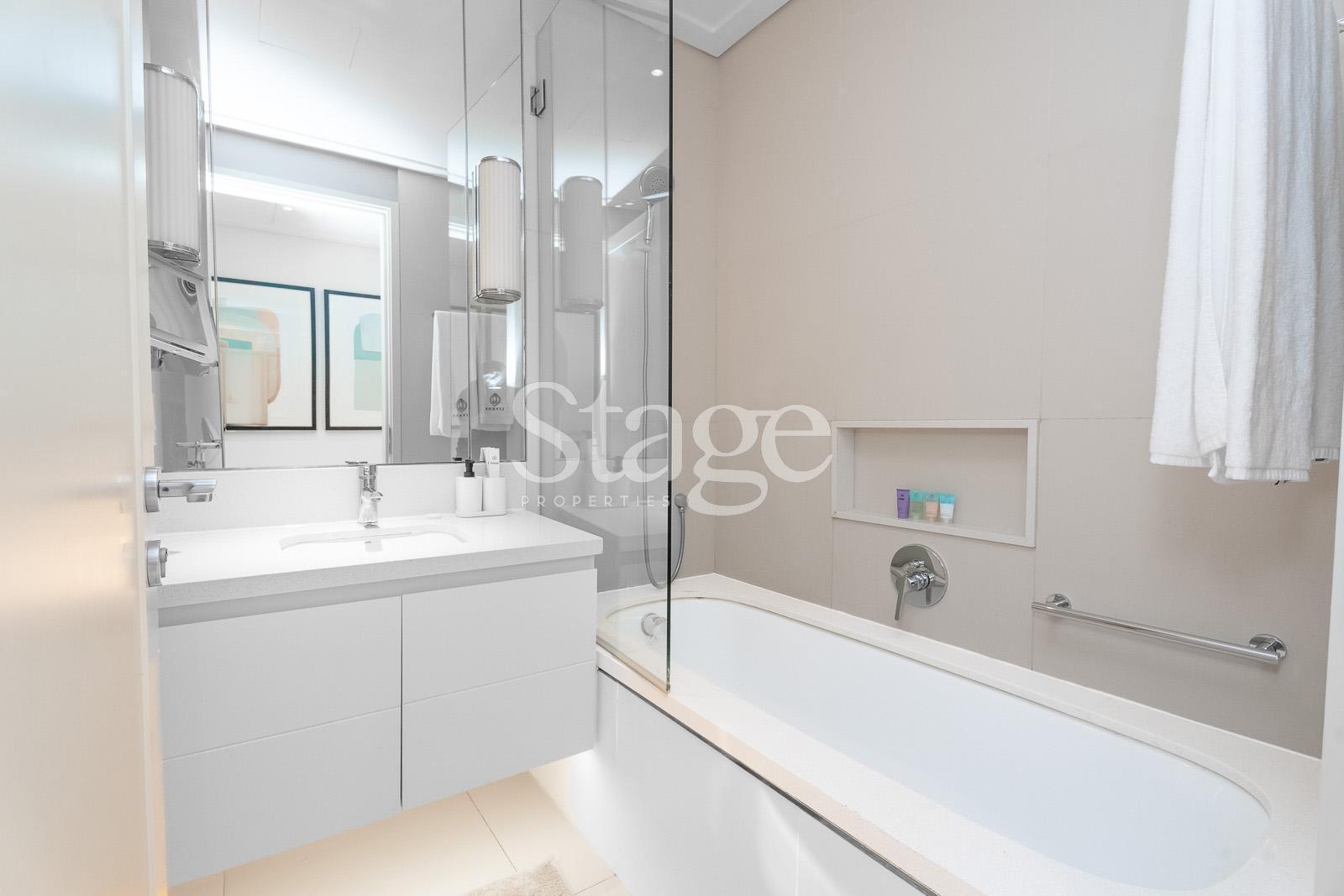 شقة من ٣ غرف نوم للإيجار في Downtown Dubai، Dubai stage-11123636