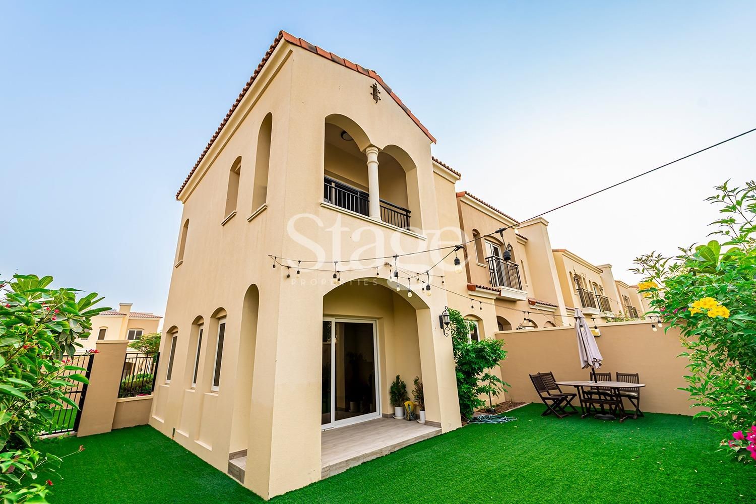 EXCLUSIVE | VASTU | SINGLE ROW