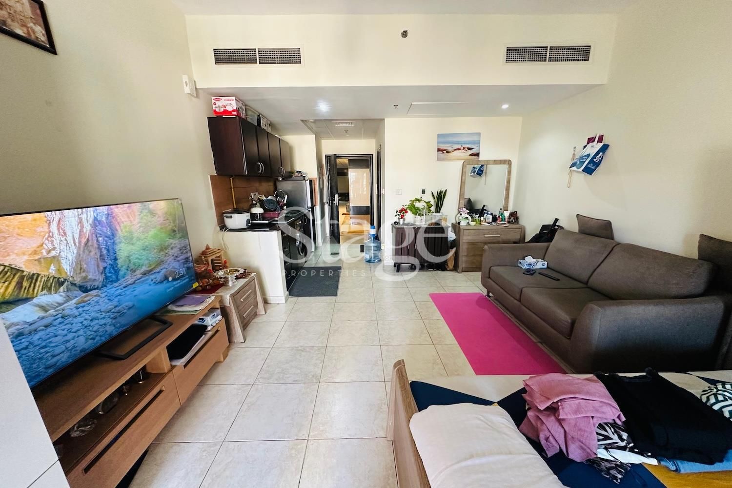 12 CHEQUE UNFURNISHED READY TO MOVE IN