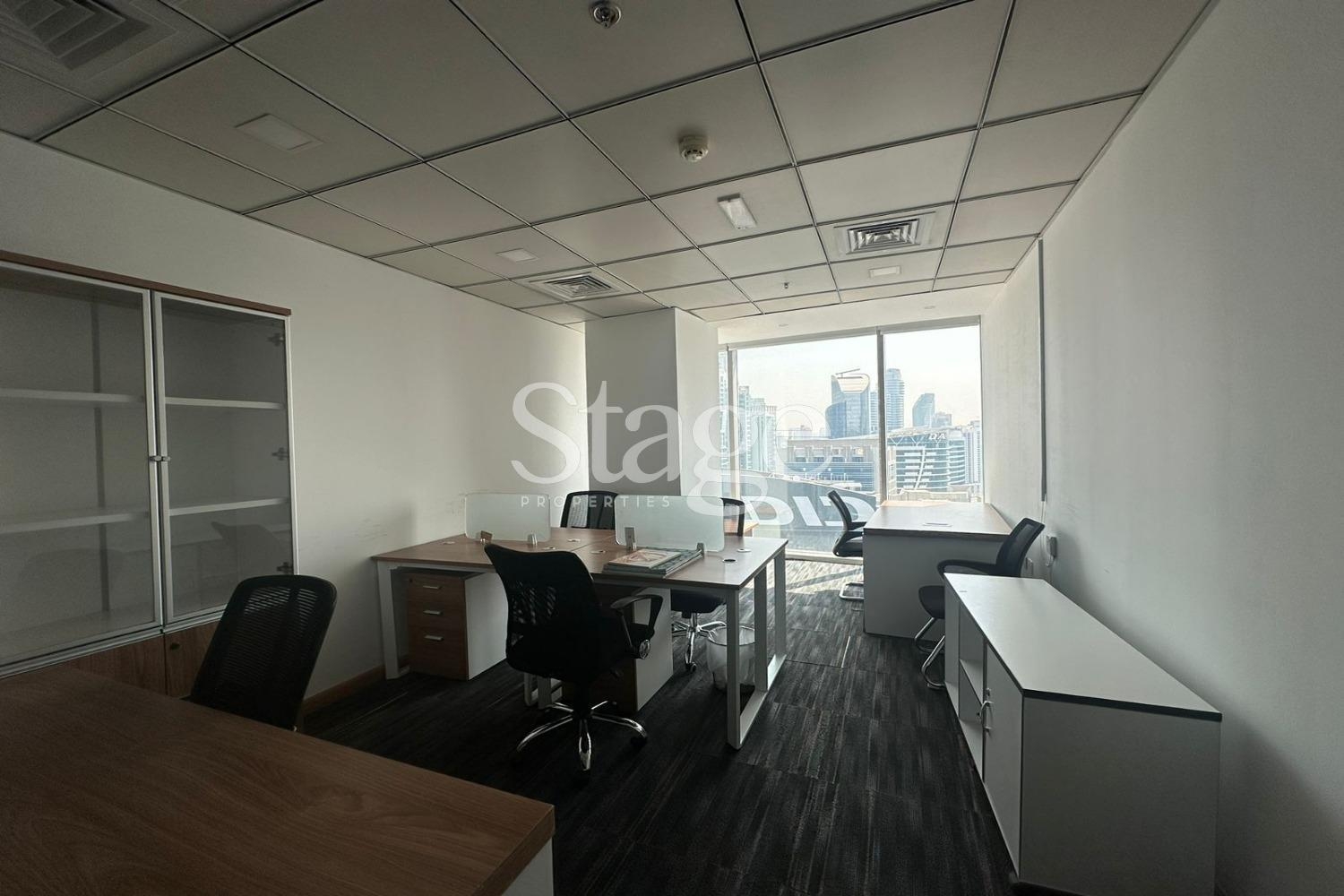 Canal view office for rent in Dubai Business Bay