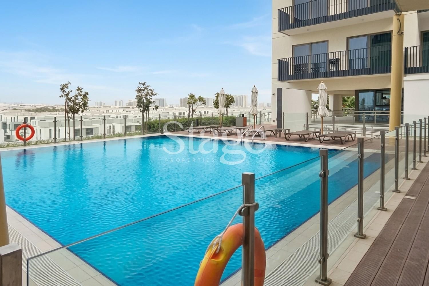 1BR Furnished | Balcony | Pool & Gym | 4 Cheques