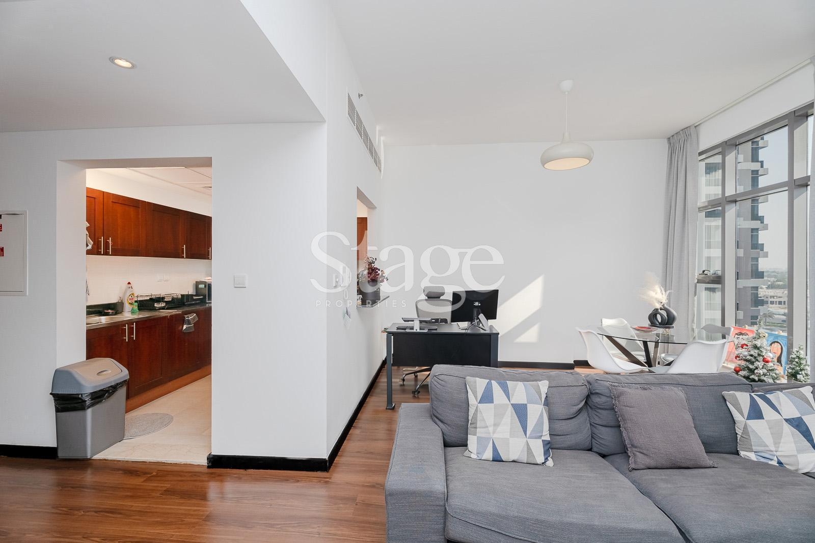 1 bedroom apartment for sale in JLT | Lake View