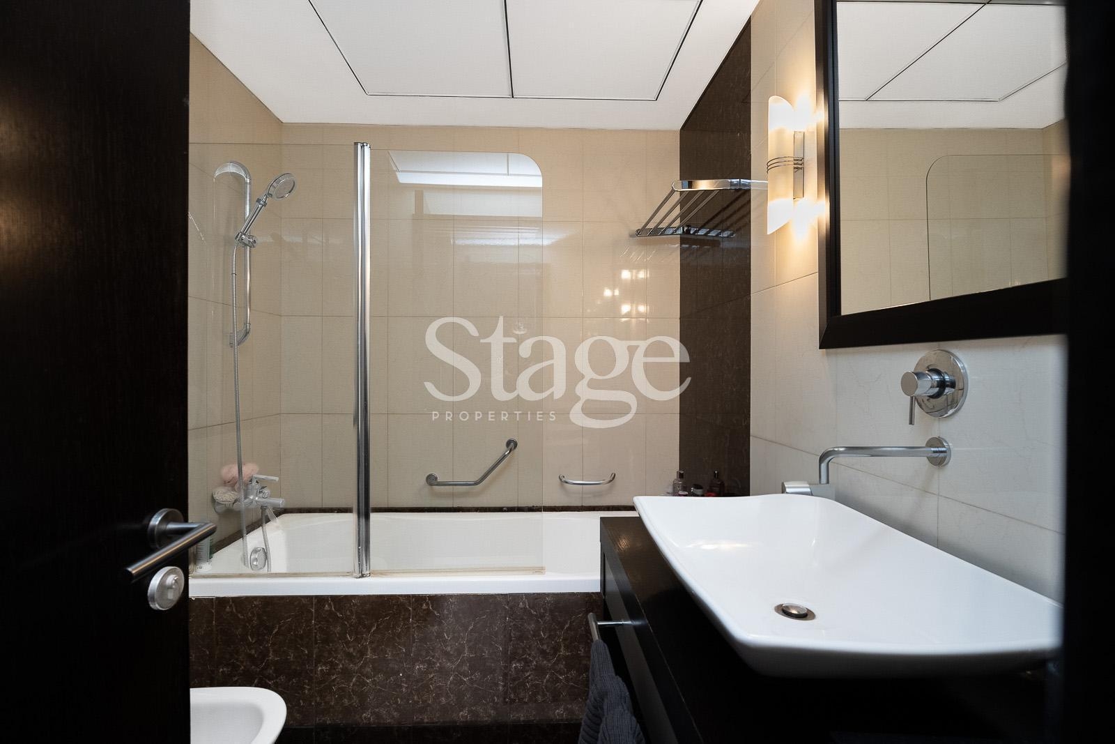1 bedroom apartment for sale in JLT | Lake View