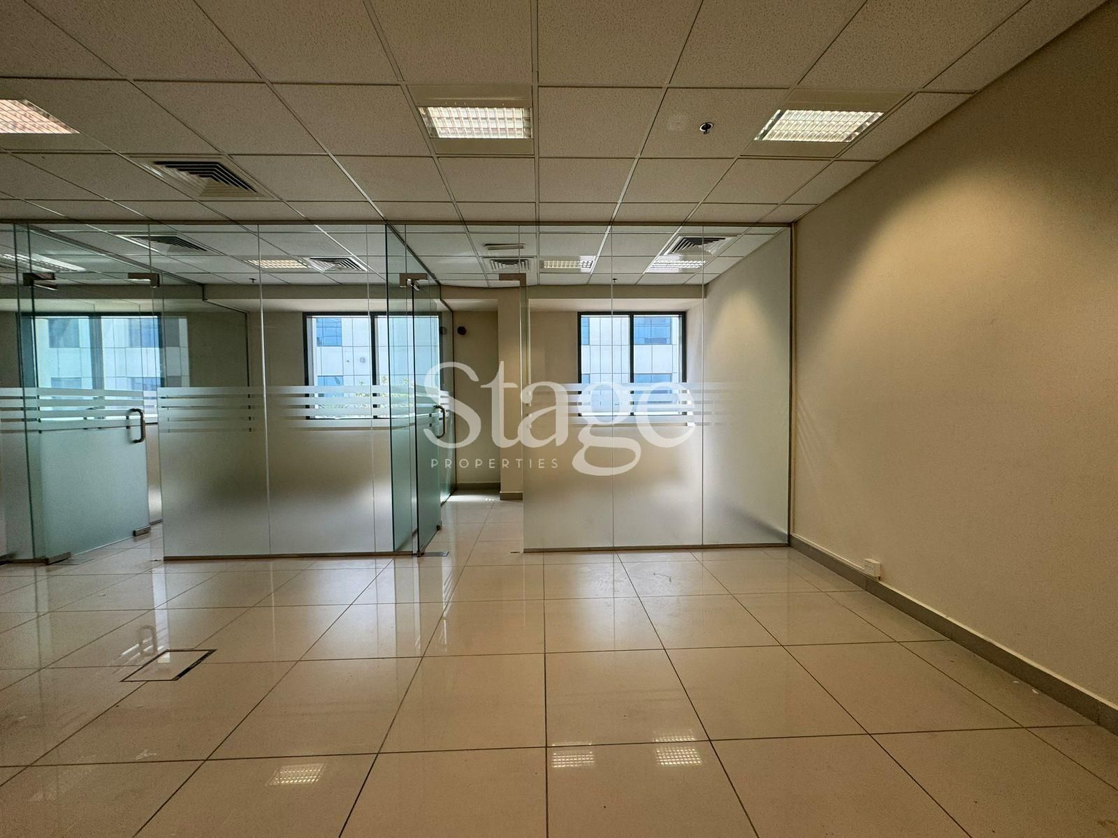 مساحة مكتبية للإيجار في Dubai Investment Park، Dubai OF8648L