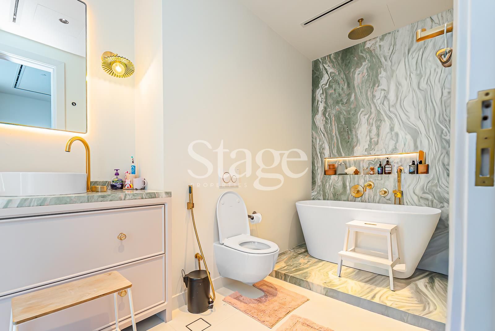 2 bedrooms apartment for Rent in Al Barari, Dubai AP9584L