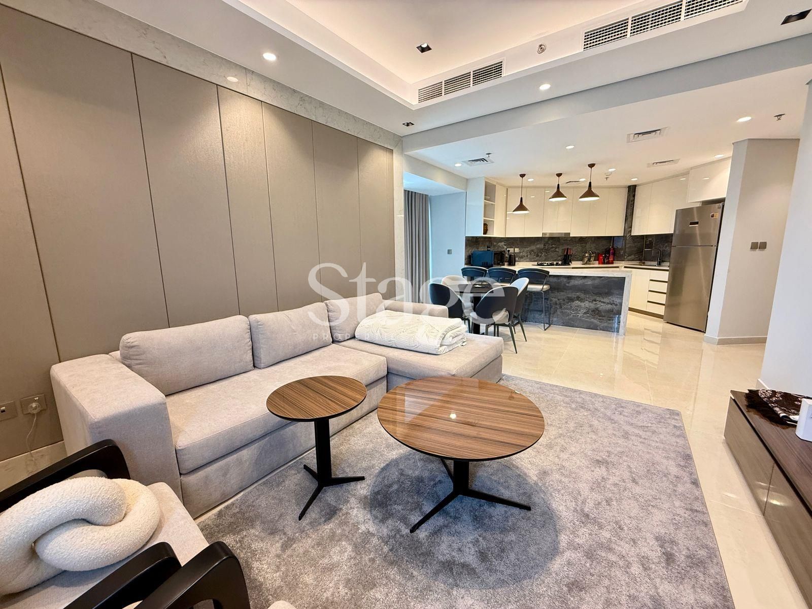 2 bedrooms apartment for Rent in Business Bay, Dubai AP9559L