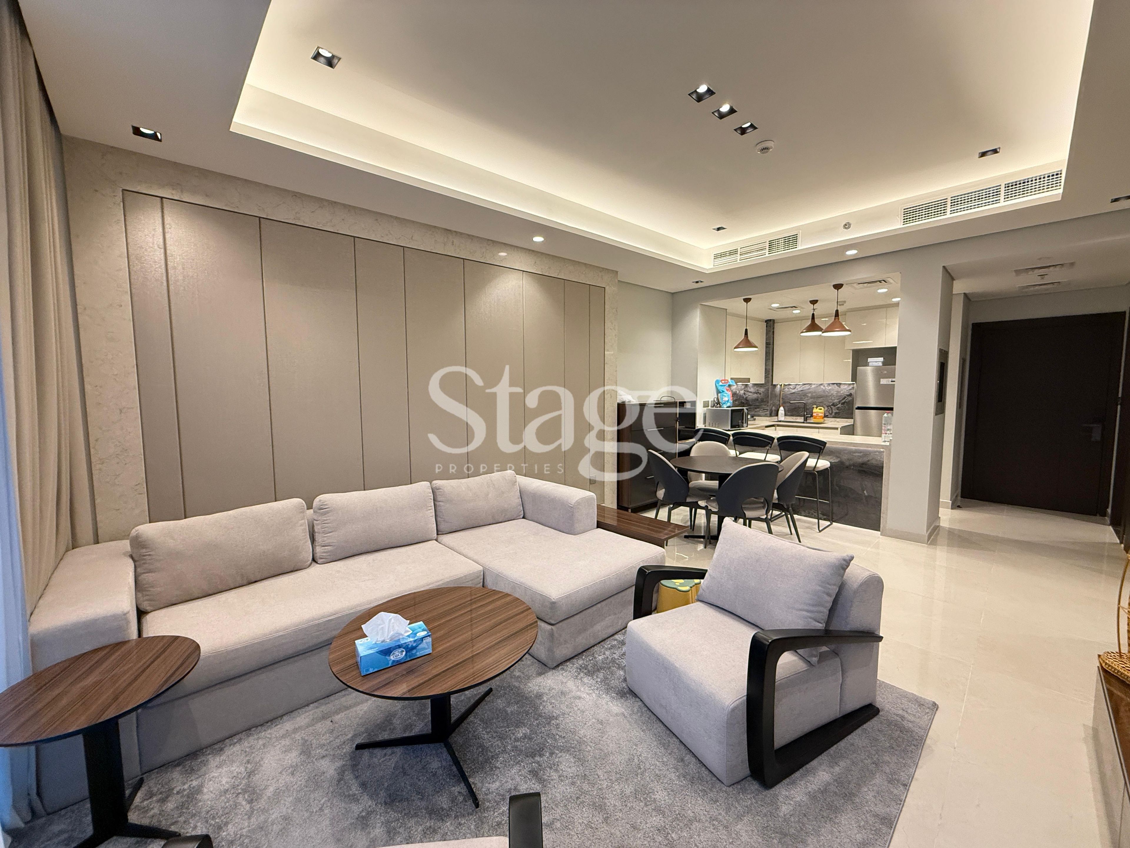 2 bedrooms apartment for Rent in Business Bay, Dubai AP8428L