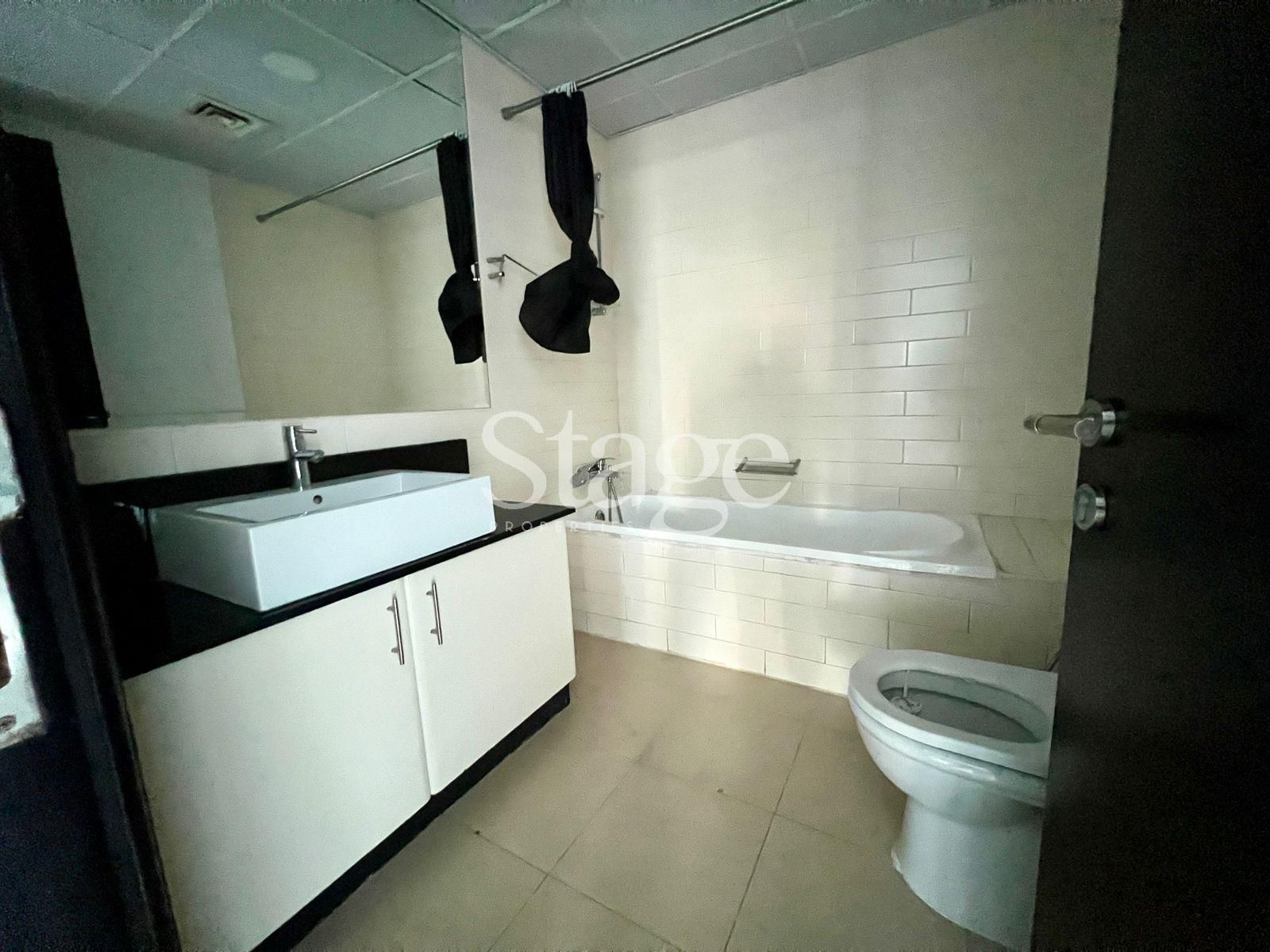 2 bedrooms apartment for Sale in Dubai Marina, Dubai AP7930S