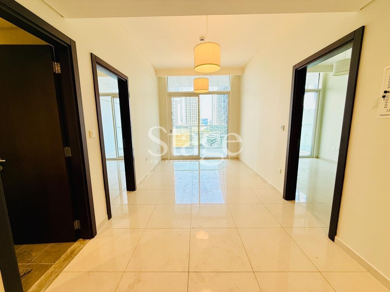 2 bedrooms apartment for Rent in Business Bay, Dubai AP10088L