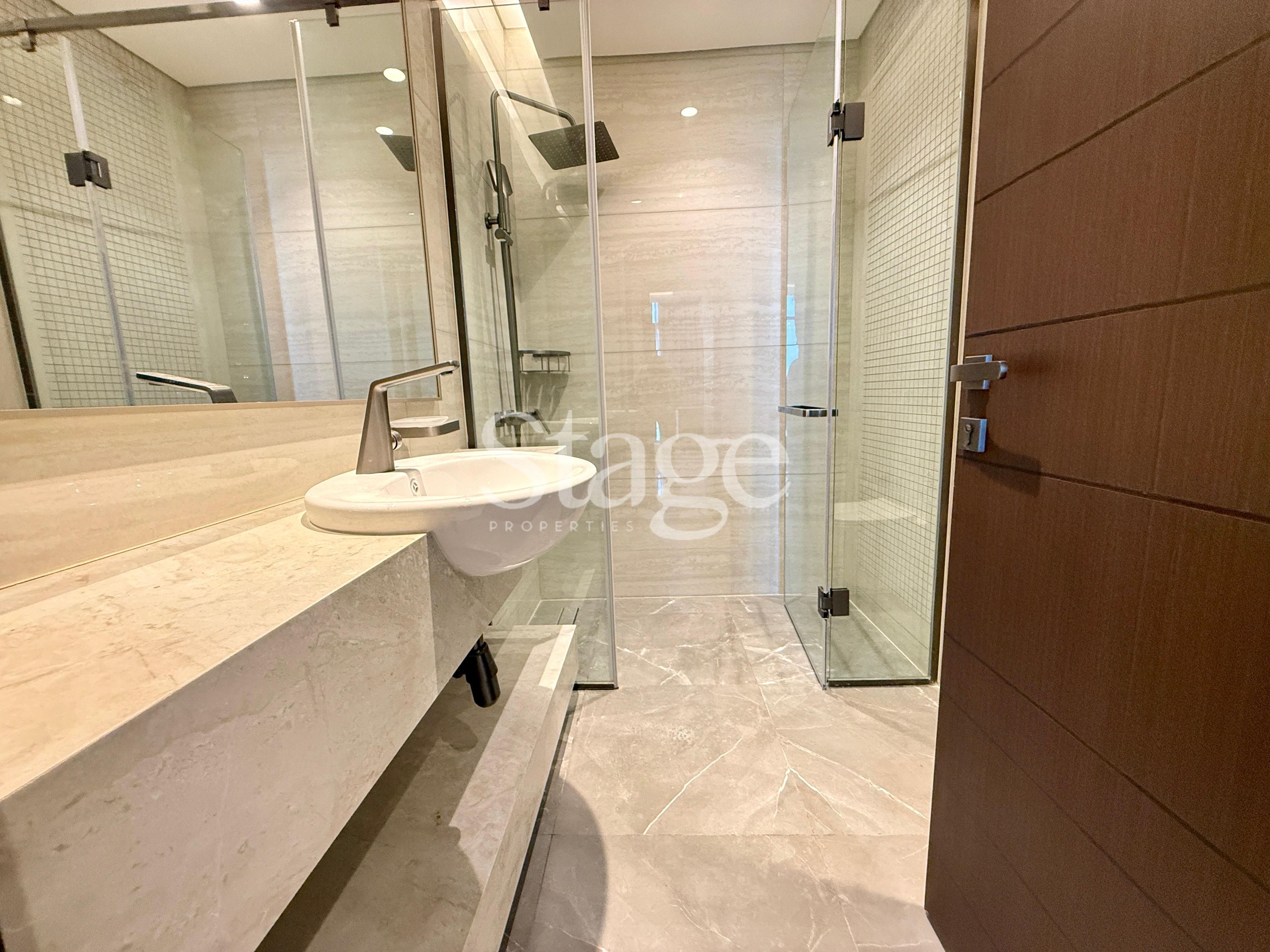 شقة من غرفتي نوم للإيجار في Business Bay، Dubai AP8120L