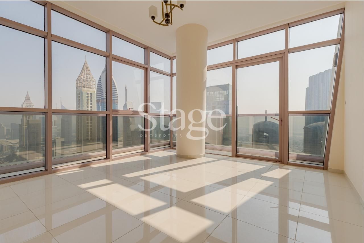 مساحة مكتبية للبيع في Sheikh Zayed Road، Dubai OF9253S