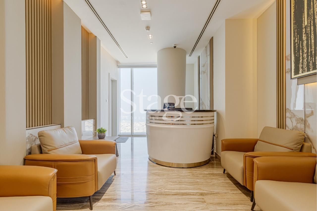 مساحة مكتبية للبيع في Sheikh Zayed Road، Dubai OF9253S