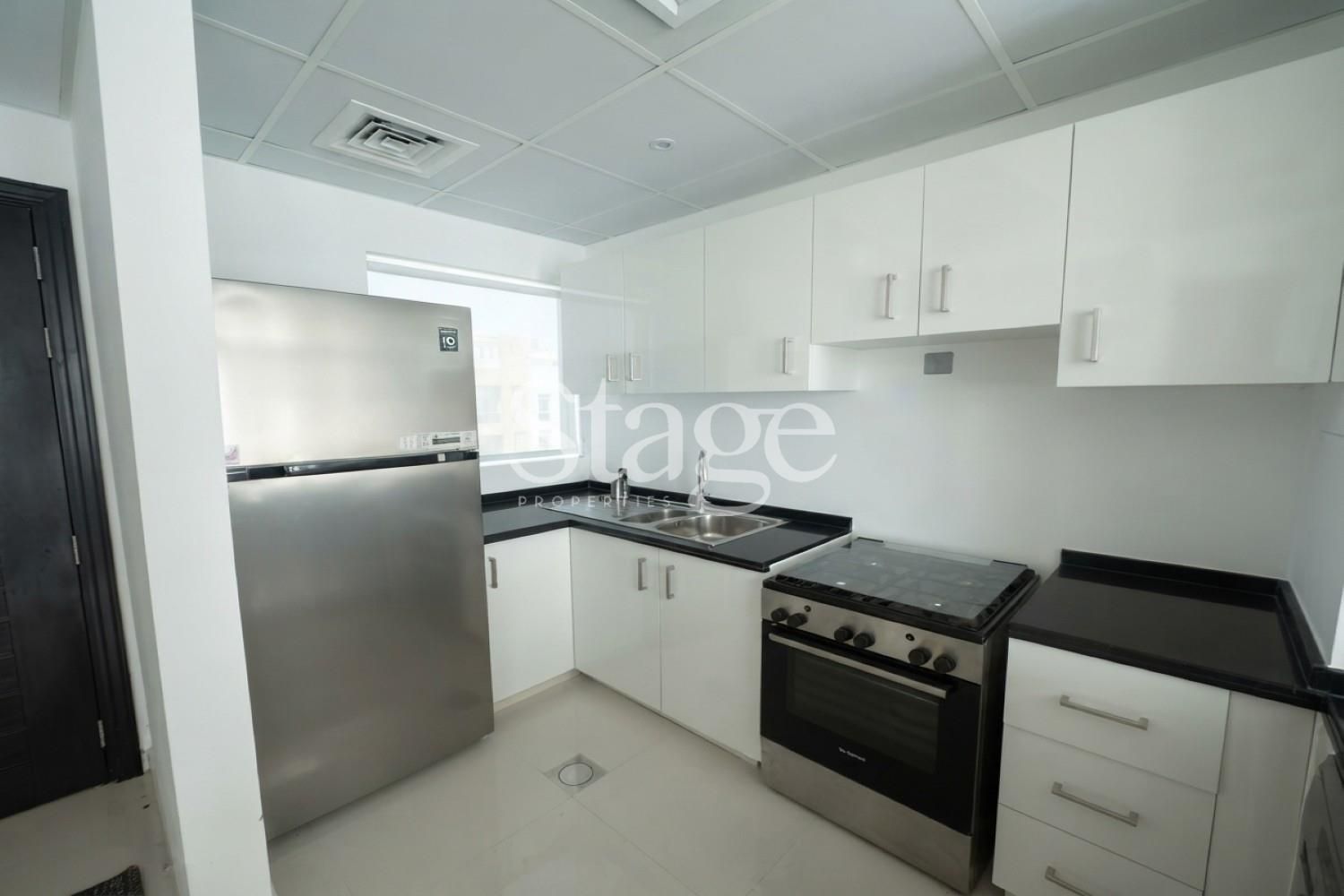 تاون هاوس من ٣ غرف نوم للإيجار في Damac Hills 2، Dubai TH10020L
