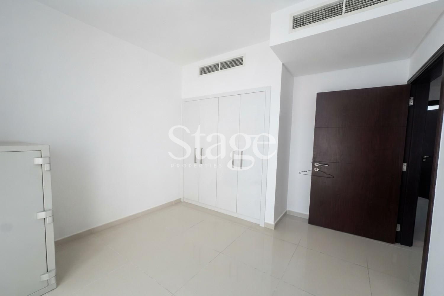 تاون هاوس من ٣ غرف نوم للإيجار في Damac Hills 2، Dubai TH10020L