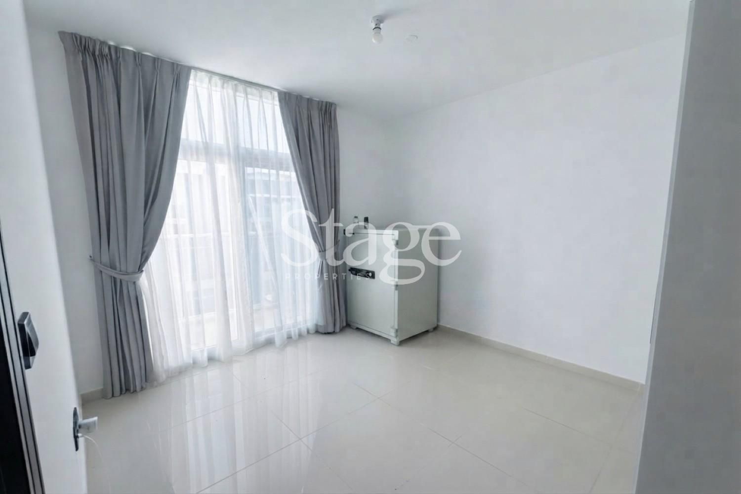 تاون هاوس من ٣ غرف نوم للإيجار في Damac Hills 2، Dubai TH10020L