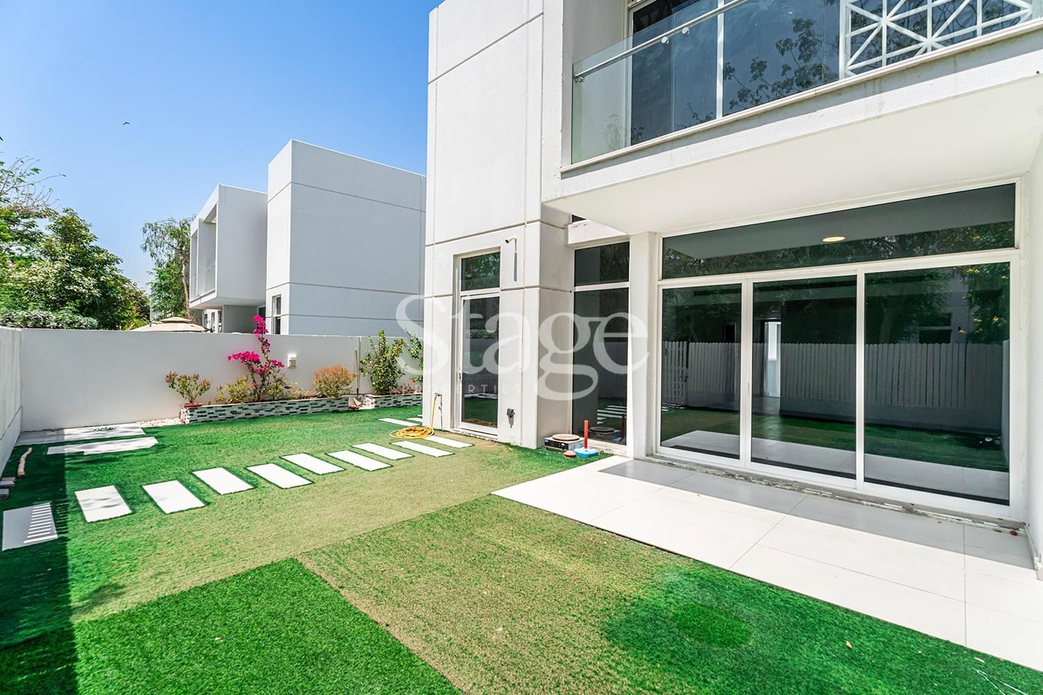 3 bedrooms Townhouse for Rent in Mudon, Dubai TH7740L