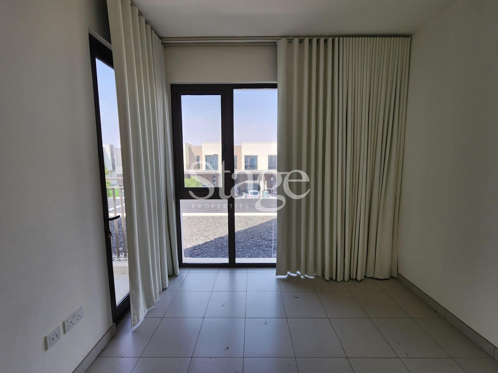 3 bedrooms Townhouse for Rent in Dubai South (Dubai World Central), Dubai TH8252L