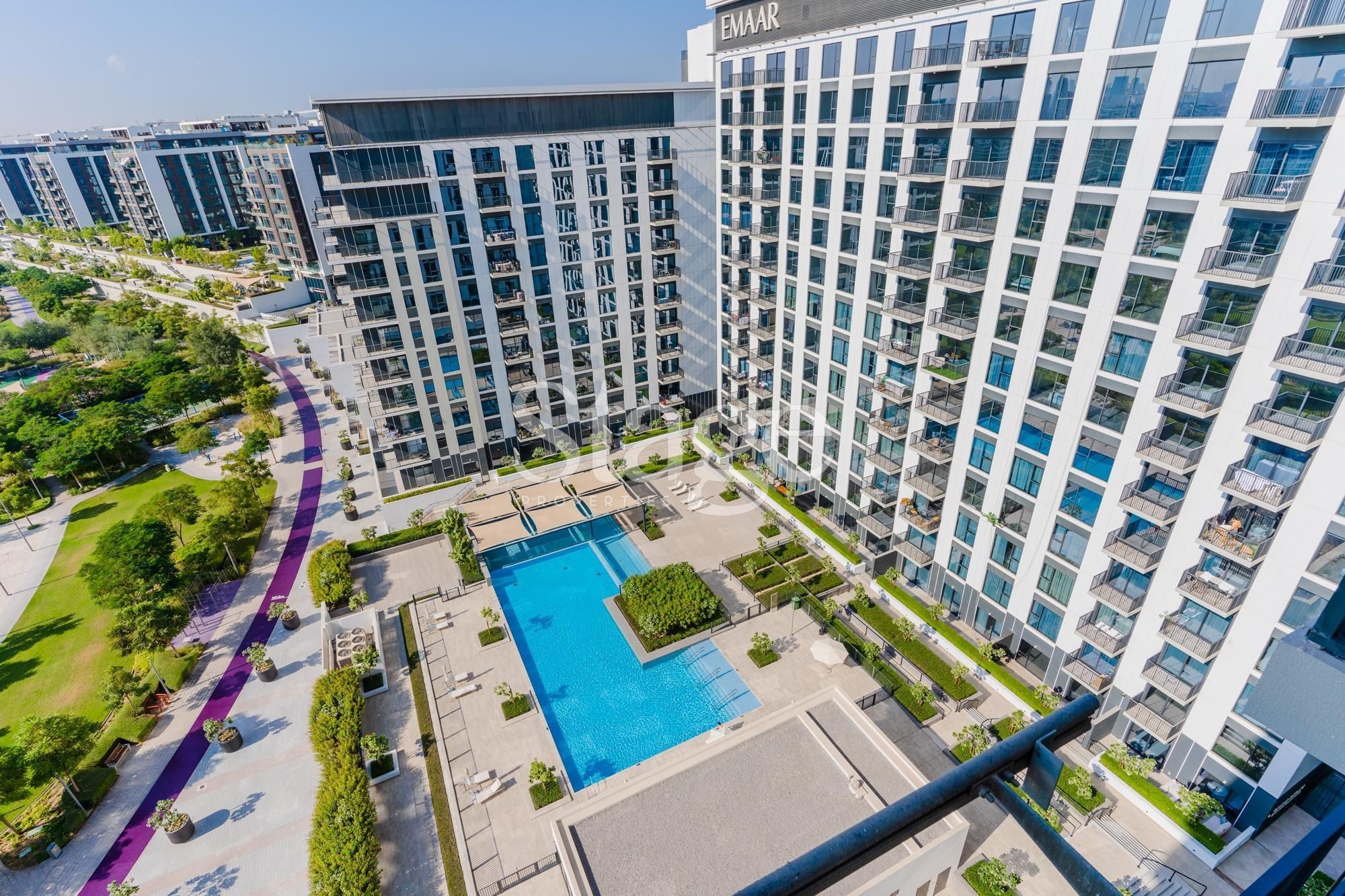 Huge 3 bedrooms apartment for sale in Dubai Hills