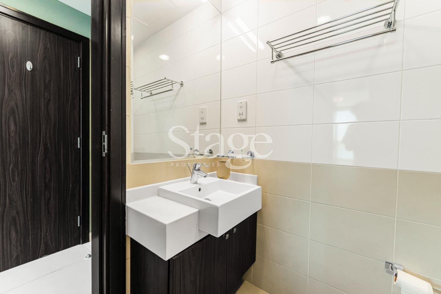 شقة من غرفة نوم للإيجار في Palm Jumeirah، Dubai stage-10726219