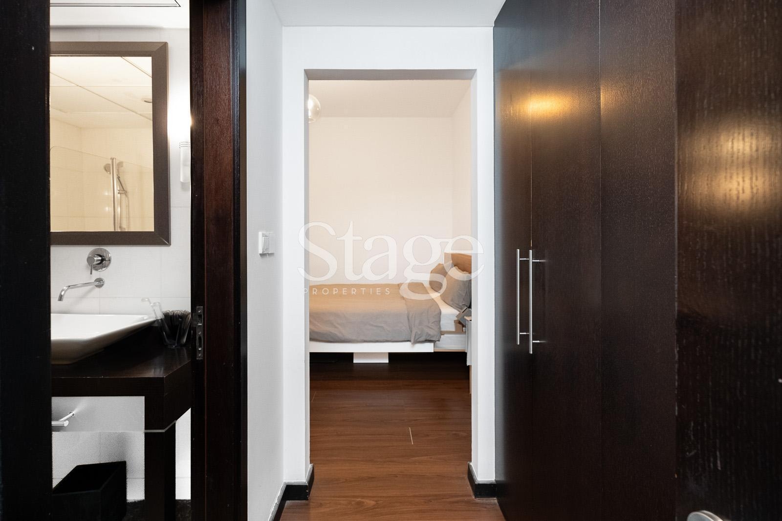 1 bedroom apartment for sale in JLT | Lake View
