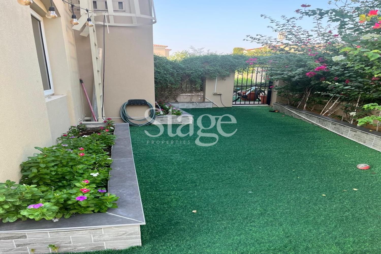 4 bedrooms Twin Villas for Sale in Dubai Land, Dubai VI9841S