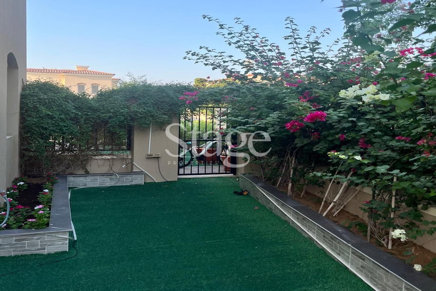 4 bedrooms Twin Villas for Sale in Dubai Land, Dubai VI9841S