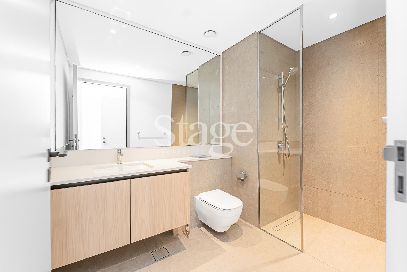 4 bedrooms common for Rent in Tilal Al Ghaf, Dubai VI8537L