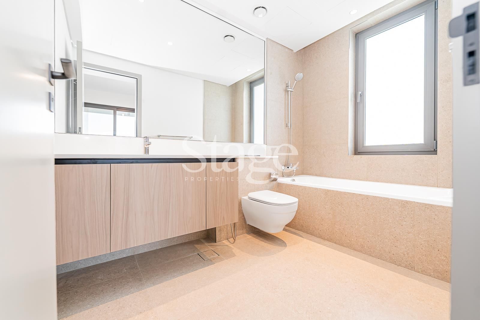 4 bedrooms common for Rent in Tilal Al Ghaf, Dubai VI8537L