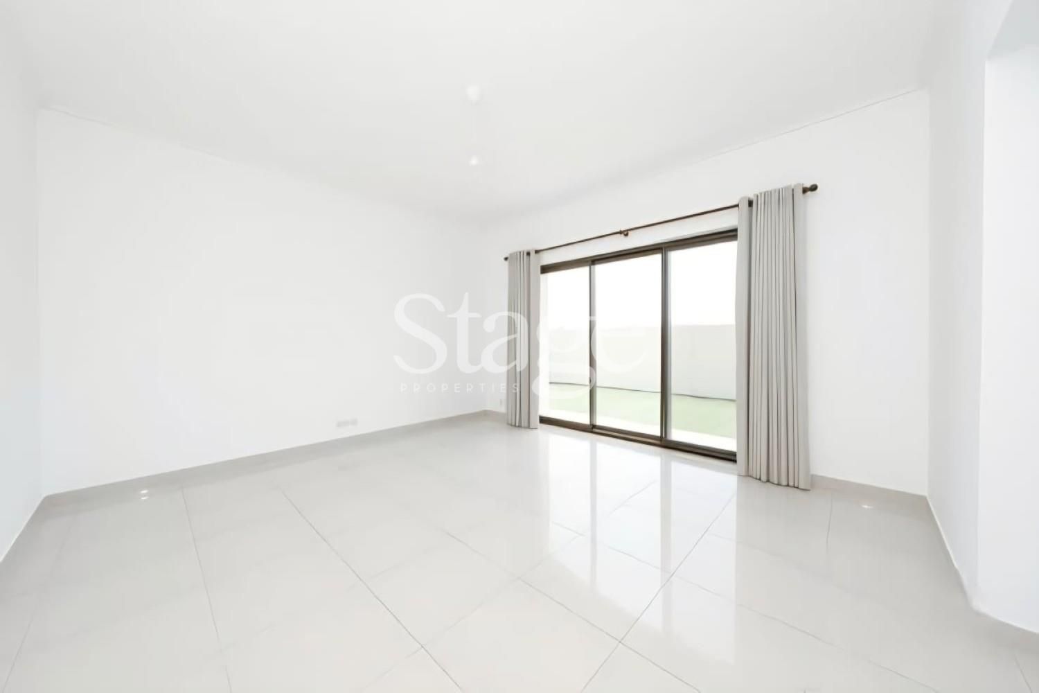 فيلا توأم من ٤ غرف نوم للإيجار في Arabian Ranches 2، Dubai VI10072L