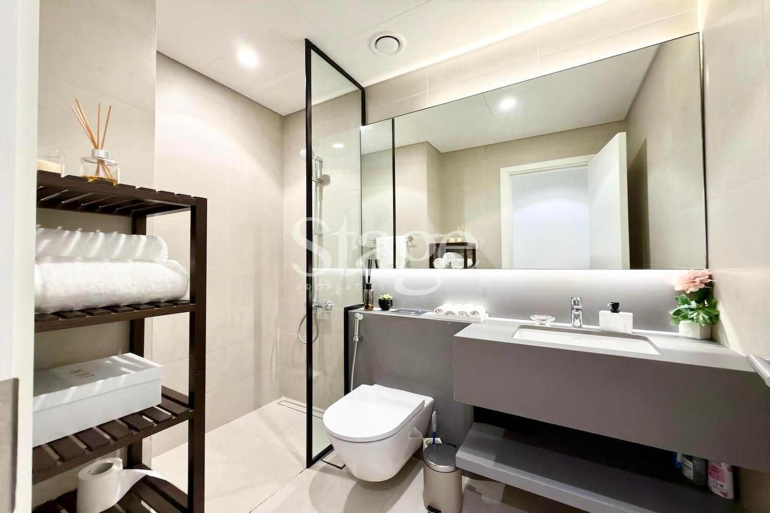 فيلا توأم من ٤ غرف نوم للإيجار في Tilal City، Sharjah VI9754L