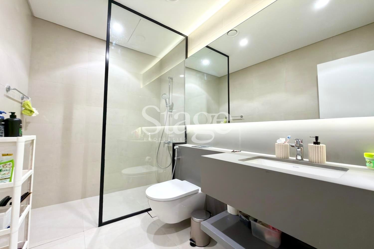 فيلا توأم من ٤ غرف نوم للإيجار في Tilal City، Sharjah VI9754L