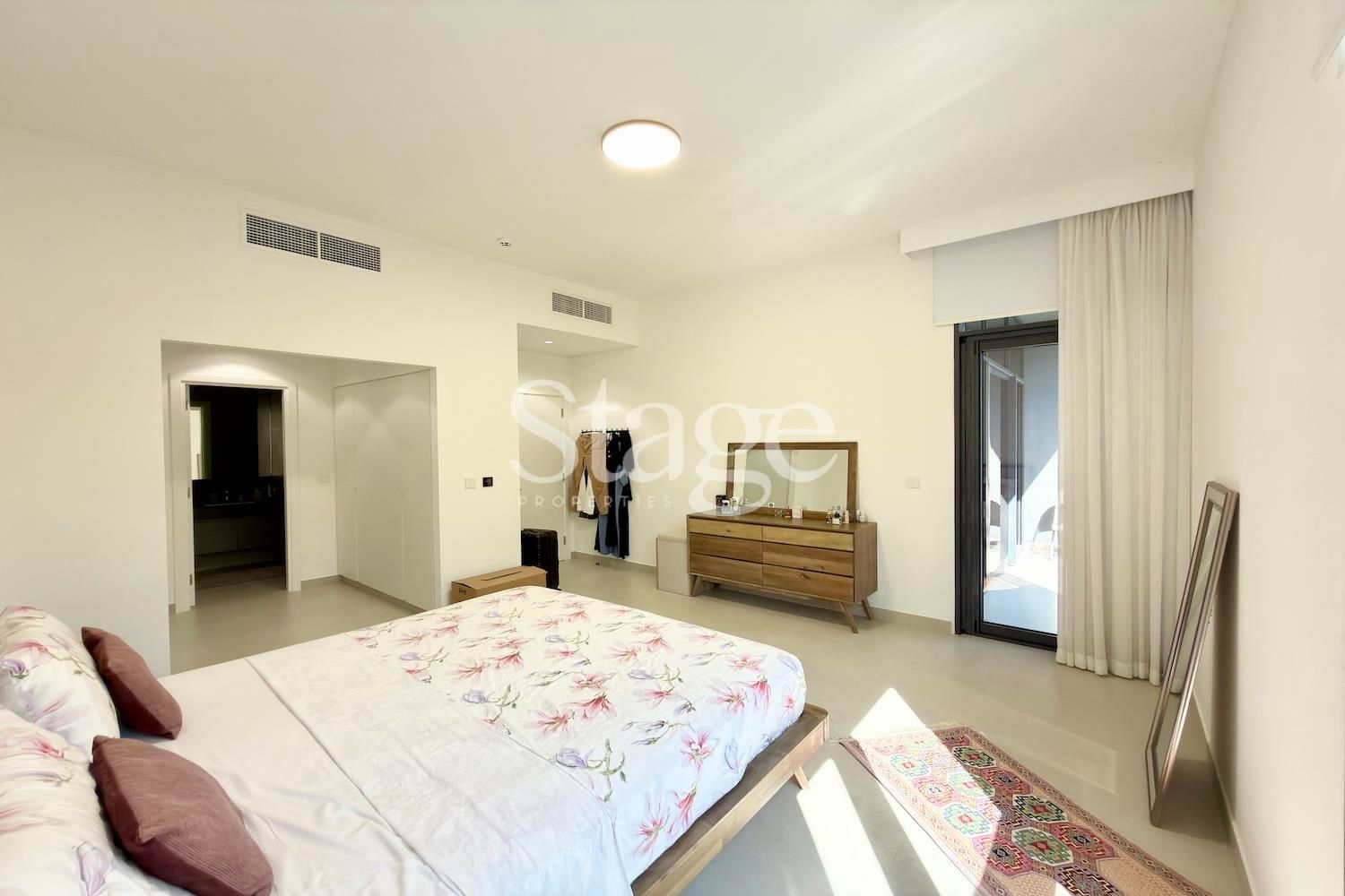 فيلا توأم من ٤ غرف نوم للإيجار في Tilal City، Sharjah VI9754L