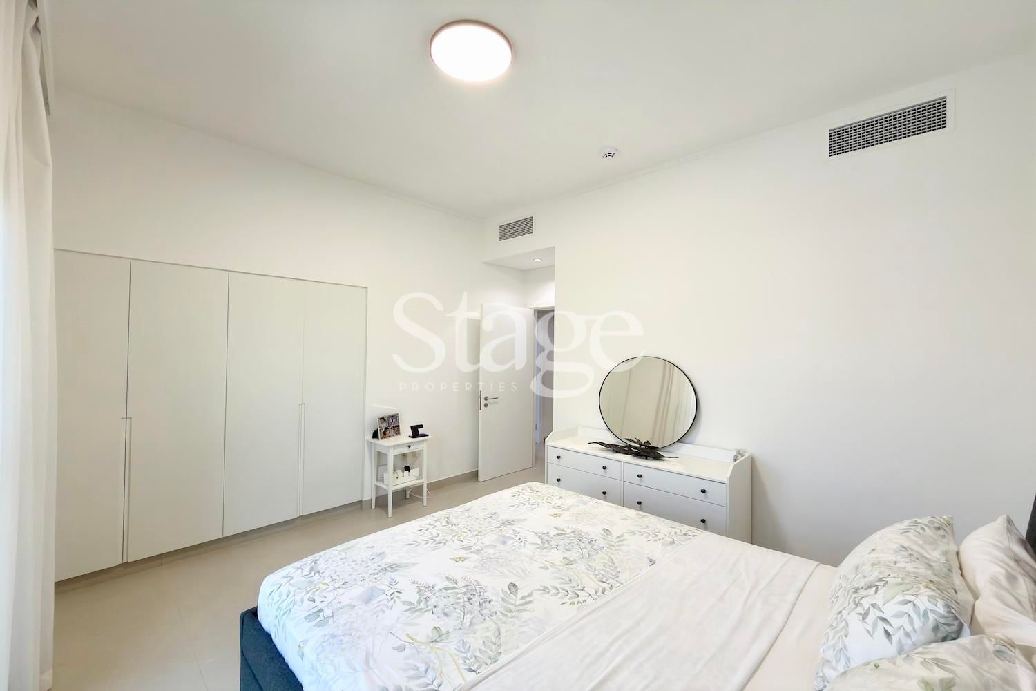 فيلا توأم من ٤ غرف نوم للإيجار في Tilal City، Sharjah VI9754L