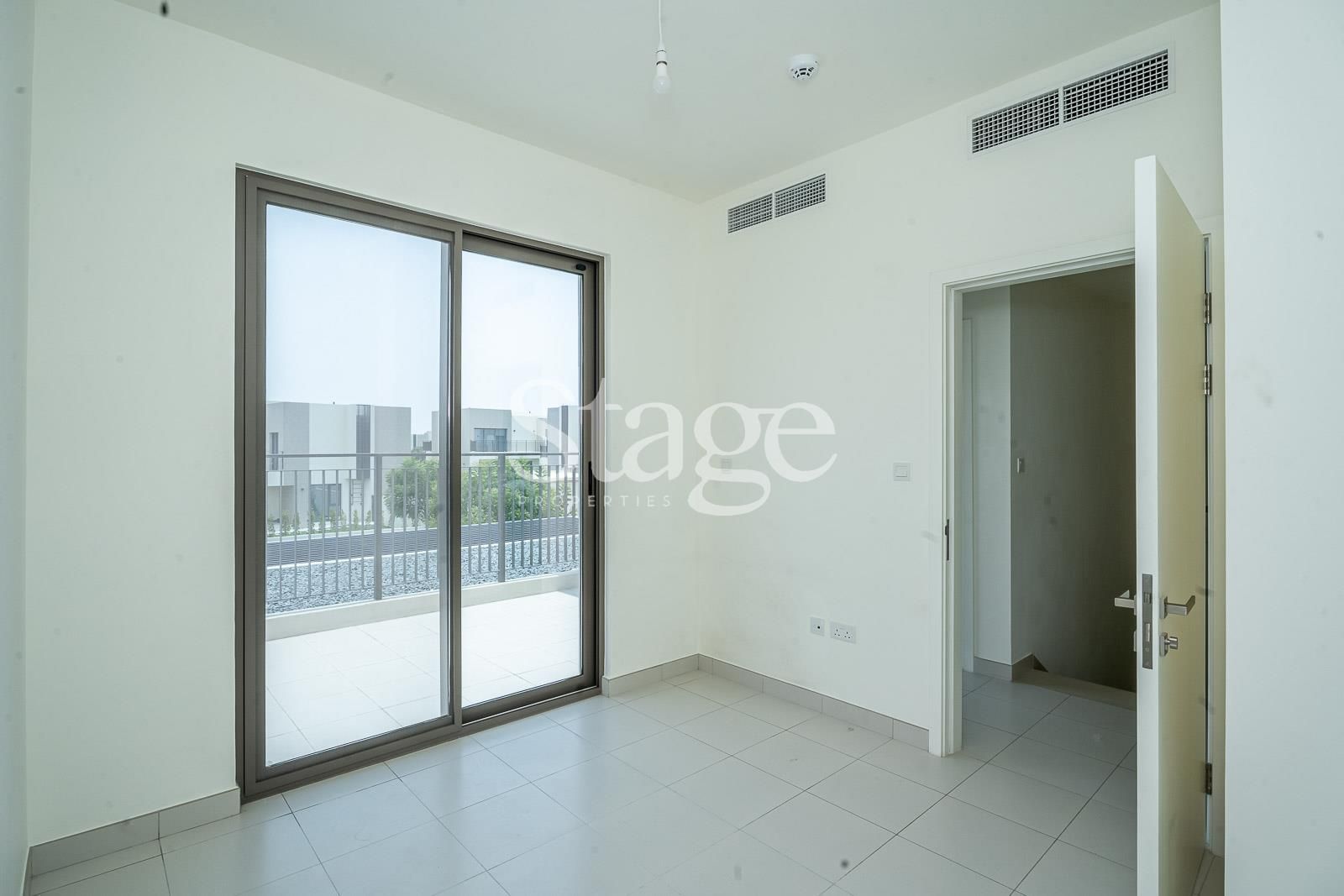 4 bedrooms Villas for Rent in Dubai South (Dubai World Central), Dubai VI7852L