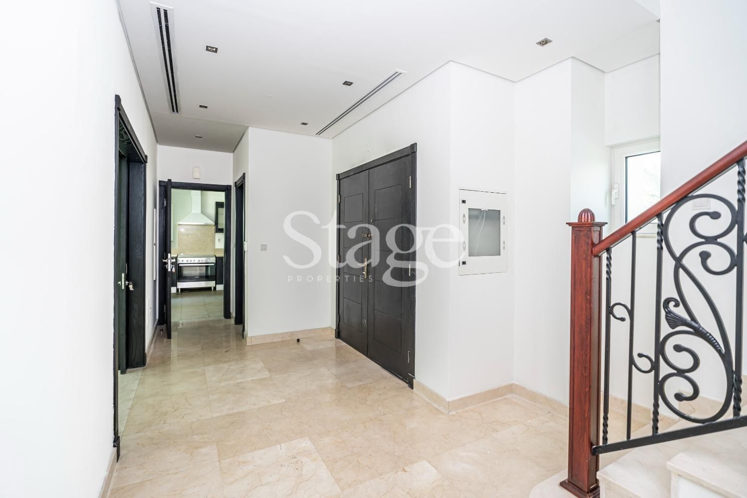 فيلا من ٤ غرف نوم للإيجار في Al Furjan، Dubai VI7622L