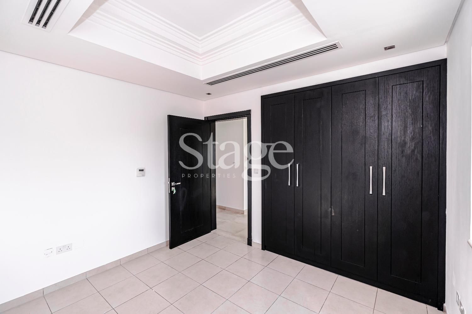 فيلا من ٤ غرف نوم للإيجار في Al Furjan، Dubai VI7621L