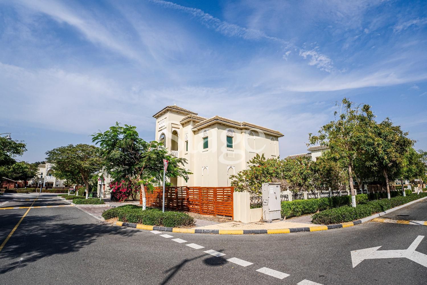 فيلا من ٤ غرف نوم للإيجار في Al Furjan، Dubai VI7621L