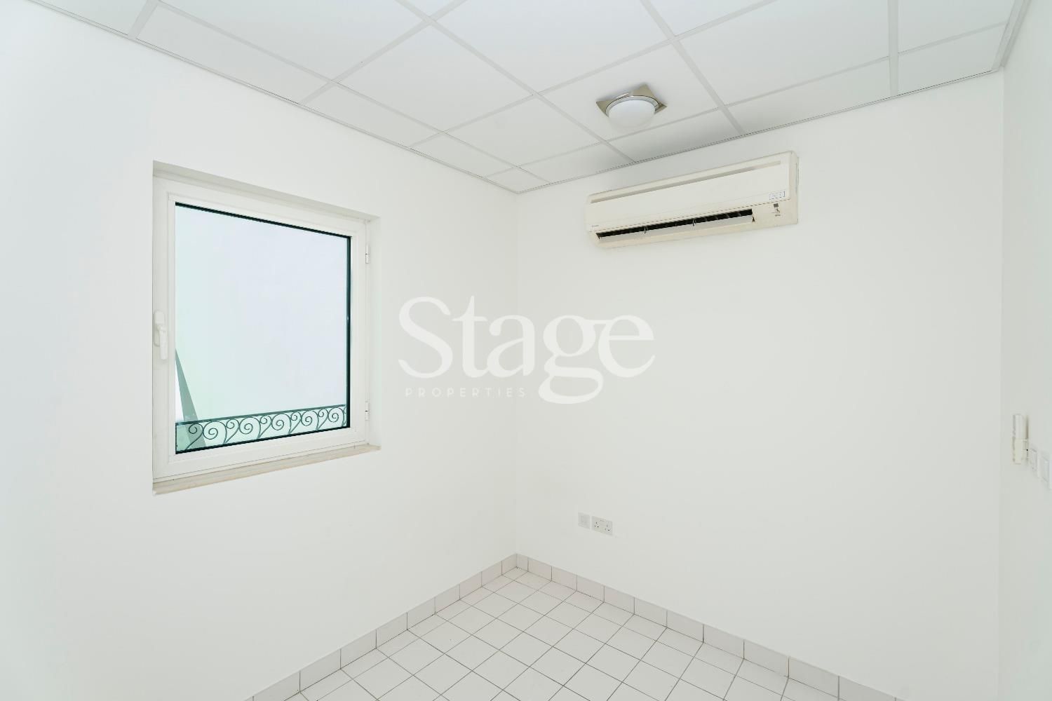 فيلا من ٤ غرف نوم للإيجار في Al Furjan، Dubai VI7621L