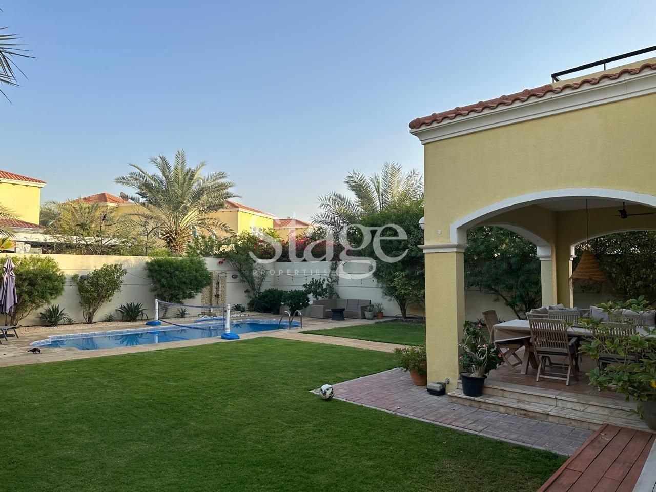 4 bedrooms Twin Villas for Rent in Jumeirah Park, Dubai VI9970L