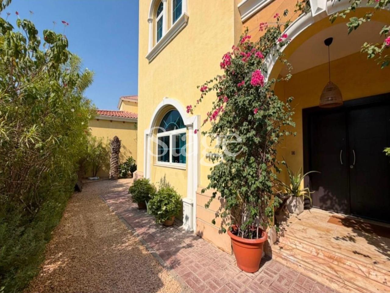 4 bedrooms Twin Villas for Rent in Jumeirah Park, Dubai VI9970L