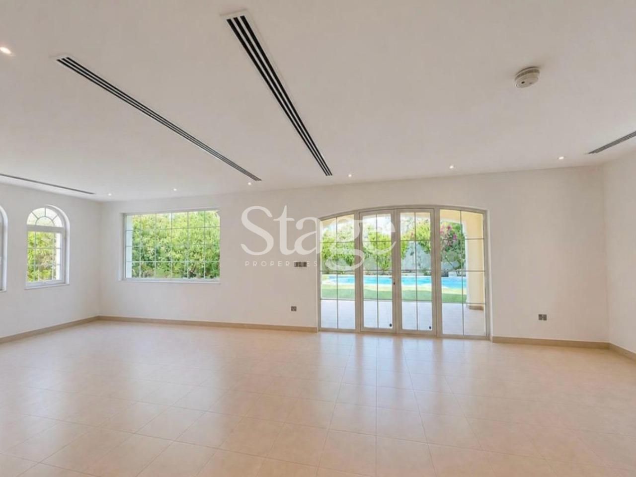 4 bedrooms Twin Villas for Rent in Jumeirah Park, Dubai VI9970L
