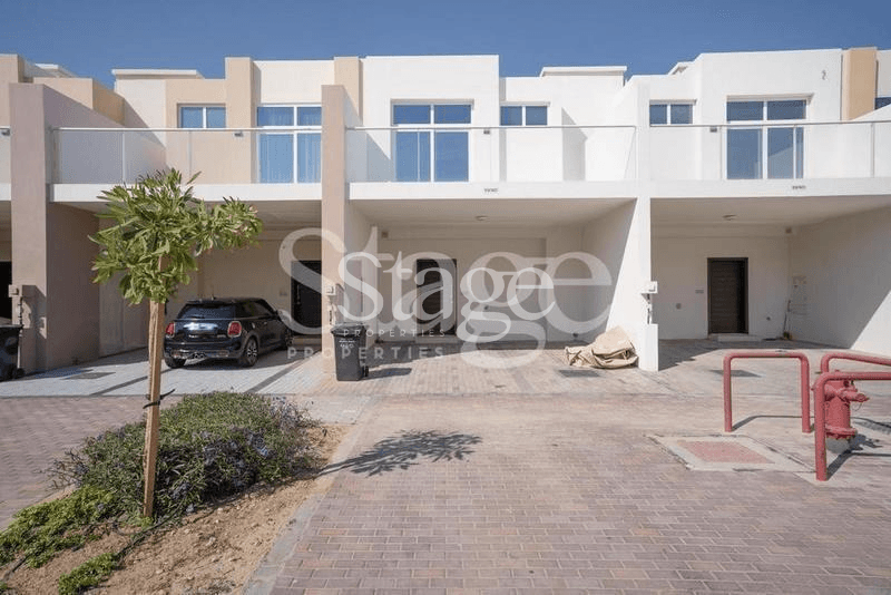 4 bedrooms Townhouse for Rent in Damac Hills 2, Dubai TH8431L