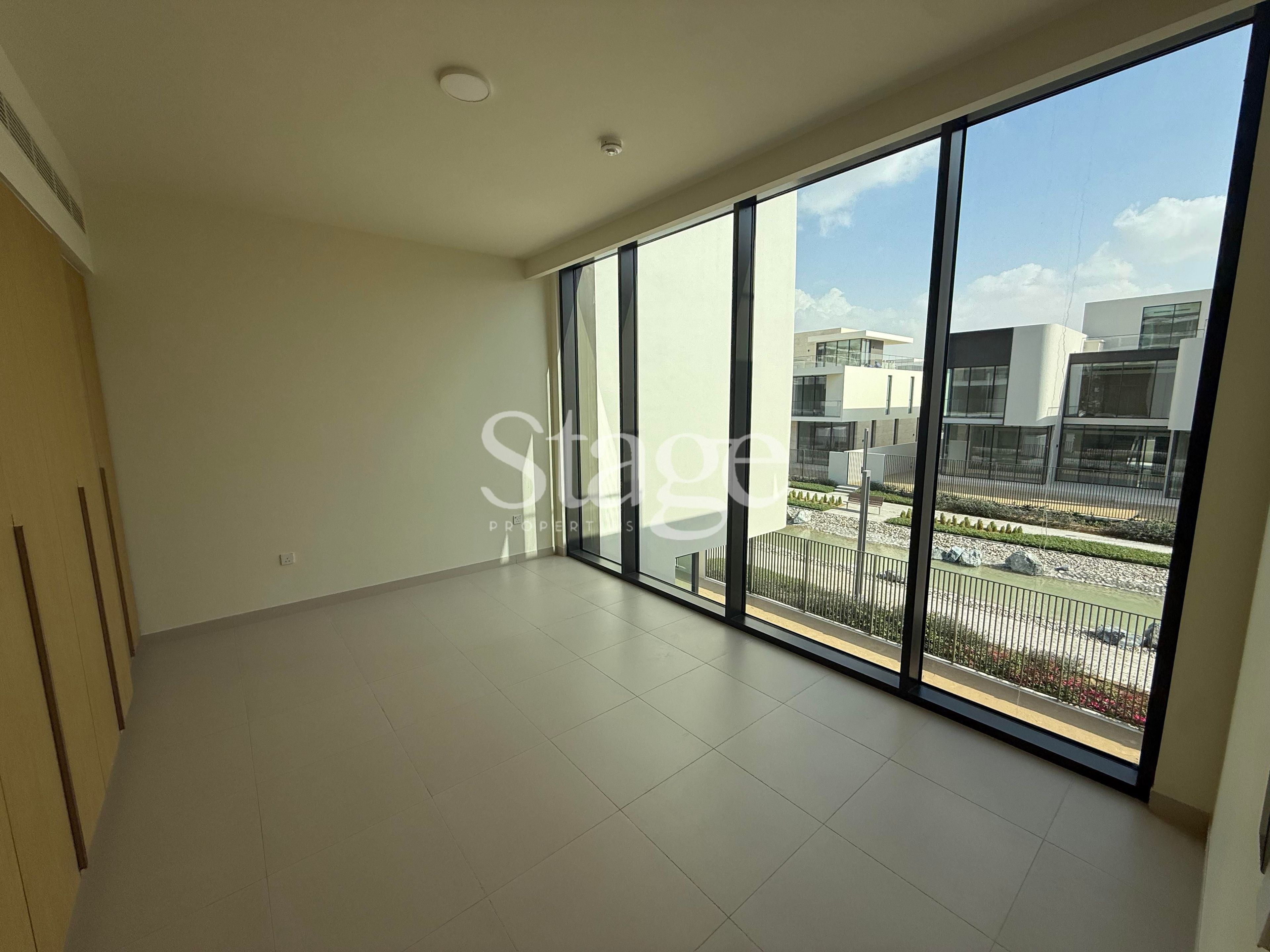 5 bedrooms Villas for Sale in Dubai Hills Estate, Dubai VI8732S