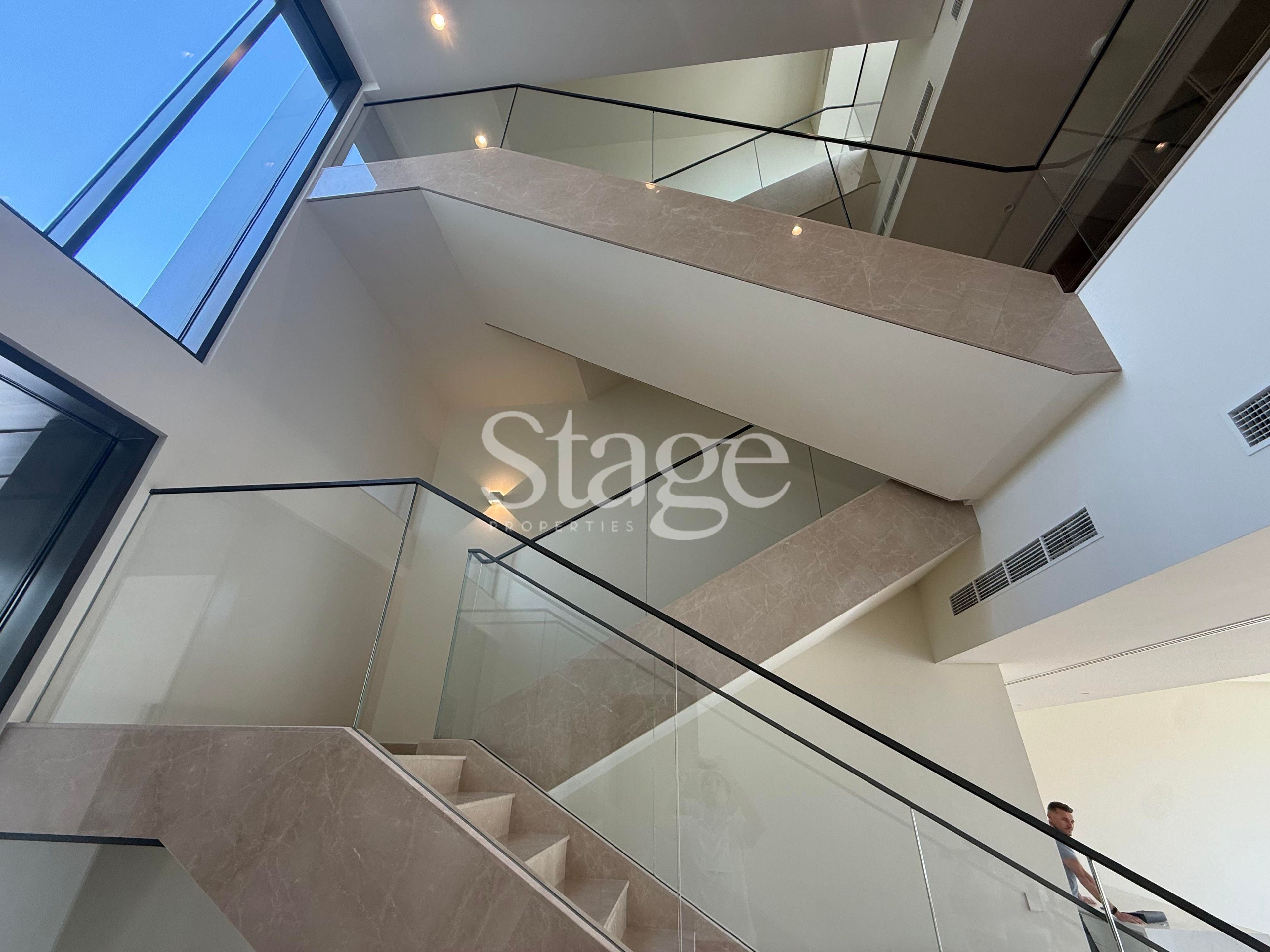 5 bedrooms Villas for Sale in Dubai Hills Estate, Dubai VI8732S