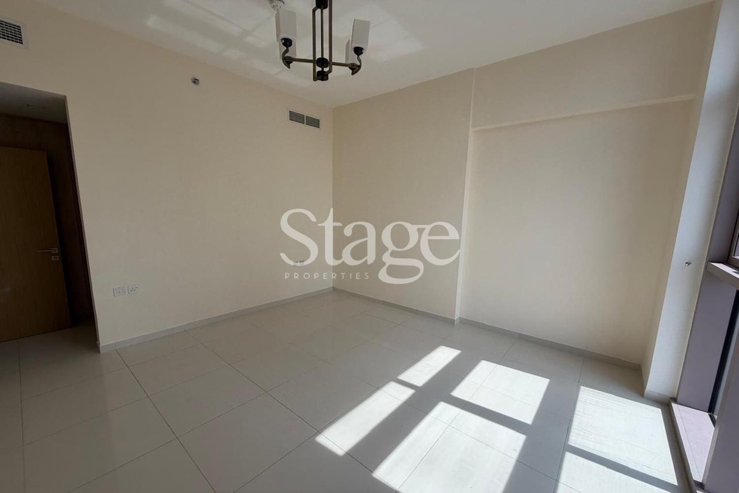 1 bedroom apartment for Sale in Sheikh Zayed Road, Dubai AP9240S