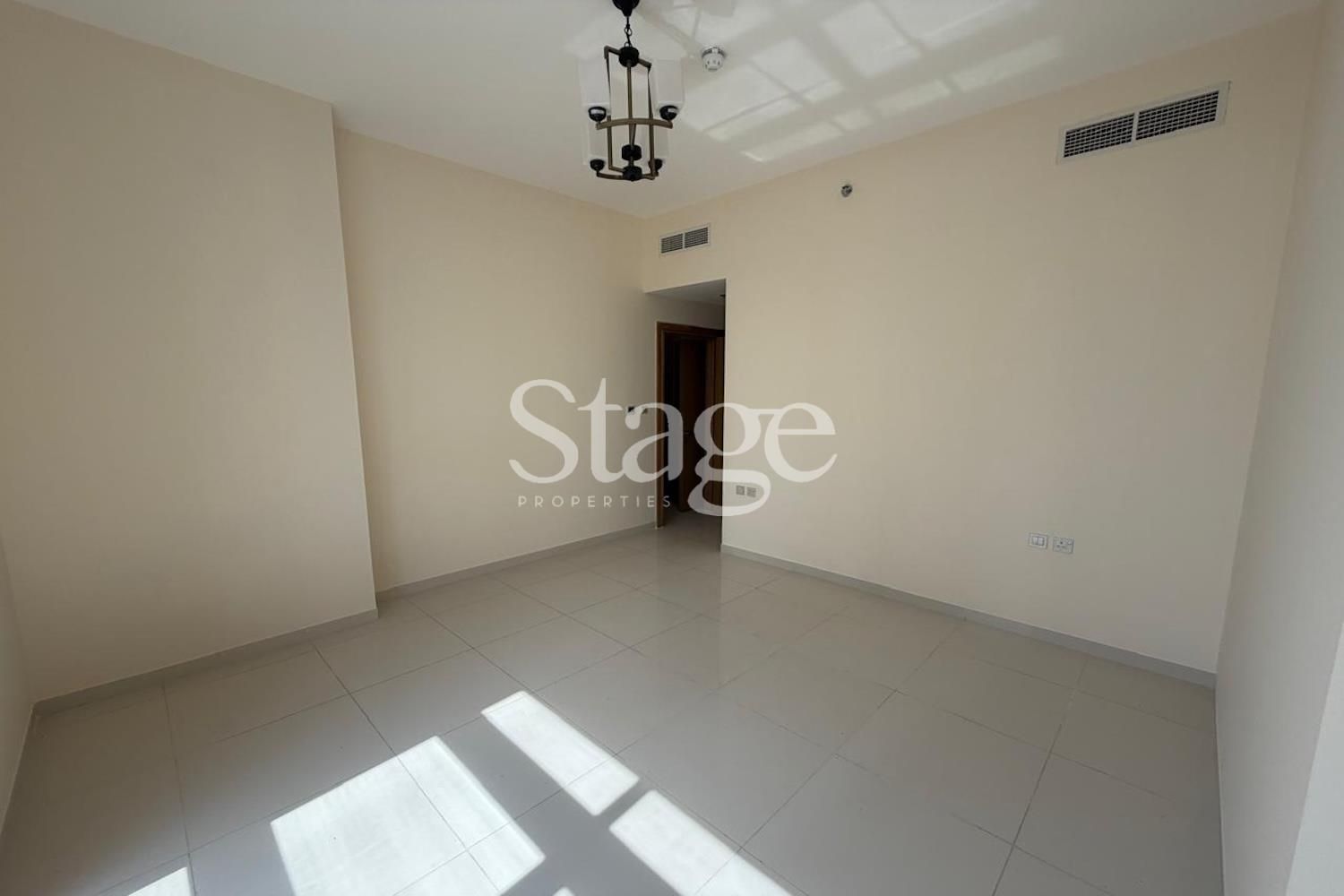 1 bedroom apartment for Sale in Sheikh Zayed Road, Dubai AP9240S