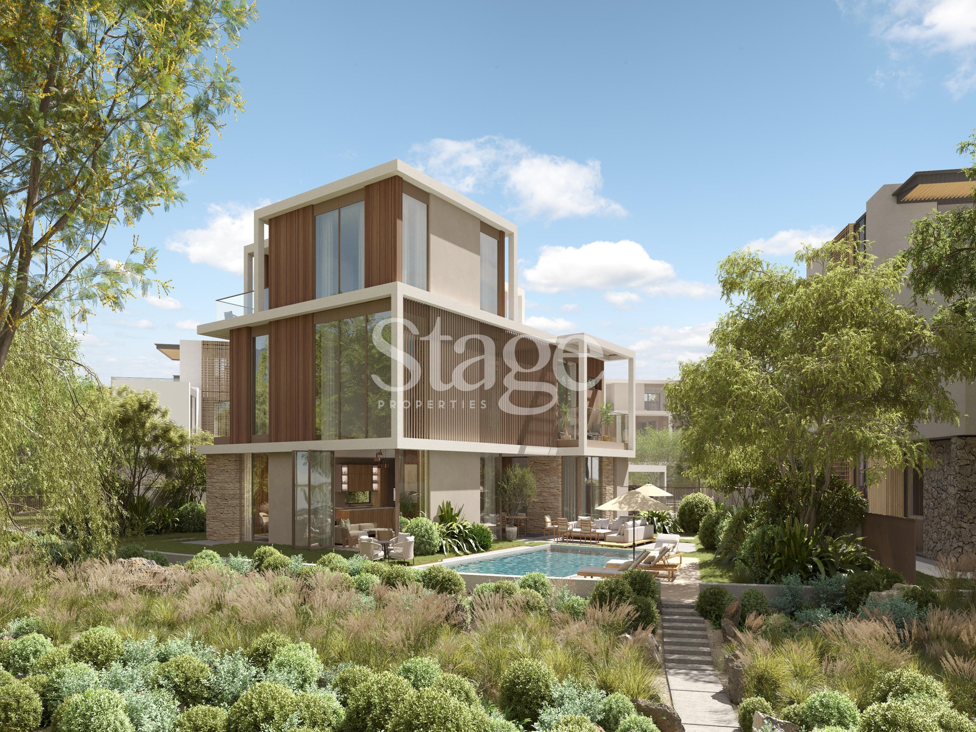 Luxurious 5 bedrooms villa for sale in Dubai Land